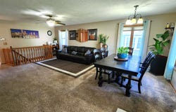 1712 S Hampshire, MASON CITY, IA 50401
