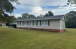 195 Gloria Drive, Wedgefield, SC 29168