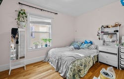 28 Edison Grn 2, Boston, MA 02125