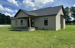 238 Thacker Rd, Grimsley, TN 38565