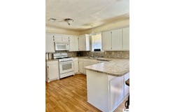 7028 HIGHWAY 2, Oak Grove, LA 71263