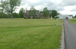 2727 Hines Rd, Paducah, KY 42201