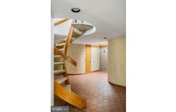 390 S BRYN MAWR AVENUE, BRYN MAWR, PA 19010