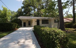 408 W Burkhead Street, Whiteville, NC 28472