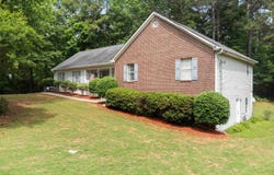 372 River Point Drive, McDonough, GA 30252