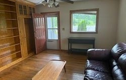 12128 Linden St, Emory, VA 24327