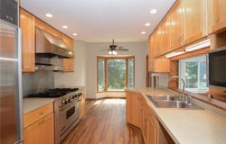 3838 Lakeland Avenue N, Robbinsdale, MN 55422