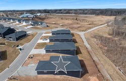 4001 ANTWERP Avenue, HOWARD, WI 54313-7518