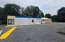 34 E MAIN Street, FLEETWOOD, PA 19522