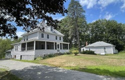 334-336 Main Street, Sandown, NH 03873