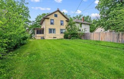 2927 Hoagland Avenue, Fort Wayne, IN 46807-1432