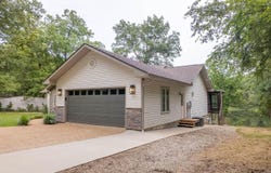 24 Oniatara Lane, Cherokee Village, AR 72529