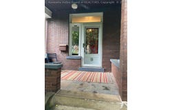 9 Arlington Court, Charleston, WV 25301