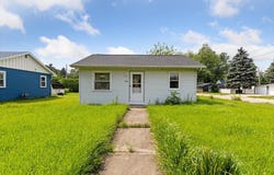 1402 S Grant Street, Janesville, WI 53534-9375