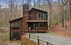 230 Grove, Ellijay, GA 30540