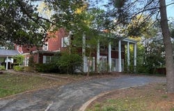 421  W Bower  AVE, Harrison, AR 72601