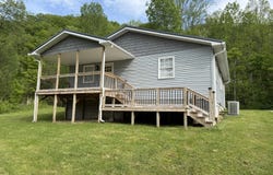 6748 Zebulon Highway, Pikeville, KY 41501