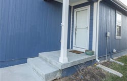 8792 SW 9th Street, Blue Springs, MO 64064