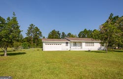 6499 Bailey, Blackshear, GA 31516