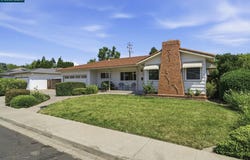 1748 Elmhurst Ln, Concord, CA 94521