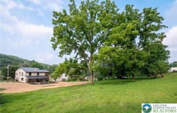 2477 Wassergass Road, Lower Saucon Twp, PA 18055