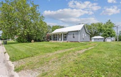 407 E Clark Street, Montezuma, IA 50171