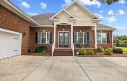 207 Minnow Ln., Murrells Inlet, SC 29576