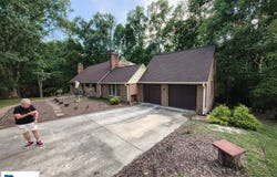 160 GREENCROFT PL, Danville, VA 24541