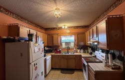 1608 27TH AVENUE, HUEYTOWN, AL 35023
