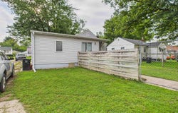 522 s adella, Ottumwa, IA 52501