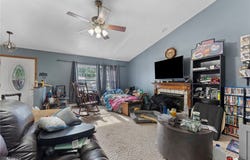 223 E Parkway Drive, Madison, OH 44057