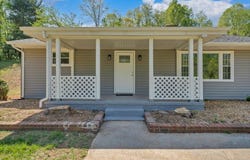 112 Frankie Ln, Stuart, VA 24171
