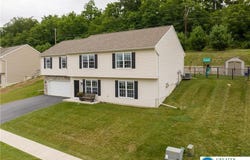 143 Frank Drive, Allen Twp, PA 18067