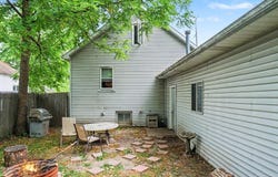 2018 North Woodbridge Street, Saginaw, MI 48602