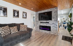 1013 River Drive, Hammond, IN 46324