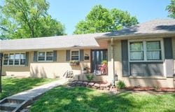 608 Sycamore Lane, Pittsburg, KS 66762