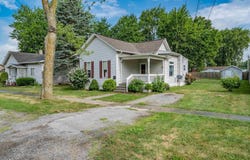 135 W Cherry Street, Butler, IN 46721