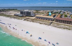 8425 Gulf Boulevard, Navarre, FL 32566