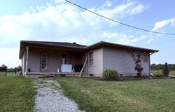 1911 N Stringtown Road, Olney, IL 62450