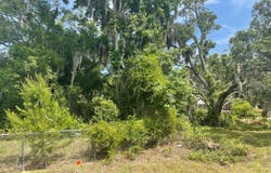 5180 PACIFIC Avenue, Weeki Wachee, FL 34607