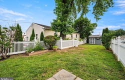 21 CHANNING AVENUE, MALVERN, PA 19355