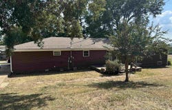 1201 Magnolia Drive, Morrilton, AR 72110
