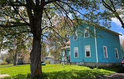 15 Gouinlock Street, Warsaw, NY 14569