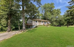 1716 Fountainbleu Drive, Worden, IL 62097