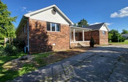 140 BRIARWOOD DR, MARION, KY 42064