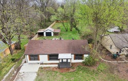 1452 South Avenue, Springfield, MO 65807
