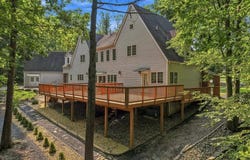 213 Escoll Drive, East Stroudsburg, PA 18301