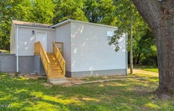 1529 Delaware Ave, Knoxville, TN 37921