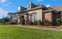 720 Clover Ridge Way, Brandon, MS 39047