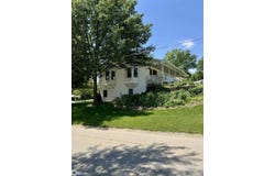 707 E Madison, Mount Ayr, IA 50854